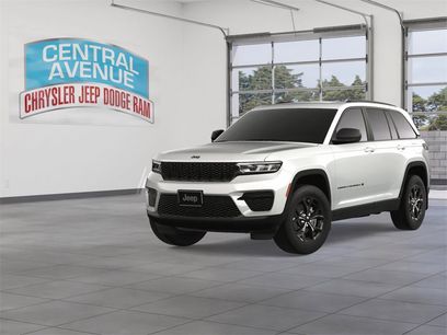 New 2025 Jeep Grand Cherokee Altitude