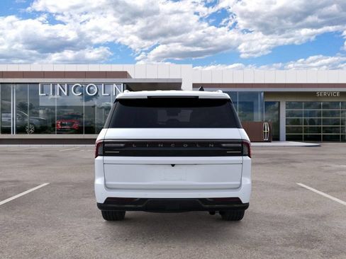 New 2026 Lincoln Navigator L Reserve AWD/4WD image 5
