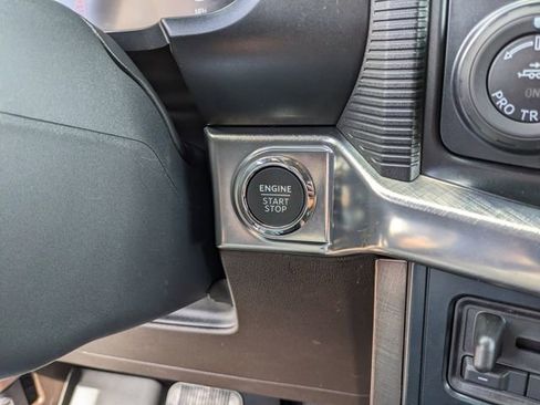 Used 2025 Ford F150 King Ranch image 28