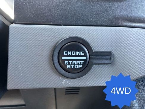 Used 2022 Ford Bronco Black Diamond AWD/4WD image 17