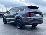 Used 2022 Kia Sorento LX image 5