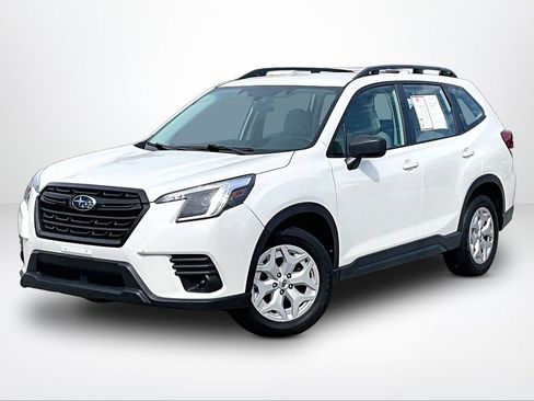 Used 2023 Subaru Forester AWD/4WD image 2