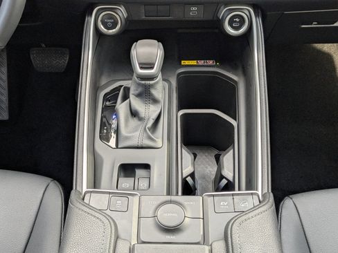 Used 2025 Toyota Grand Highlander XLE image 24