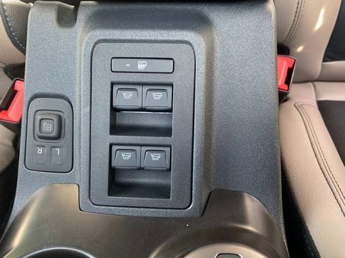 Used 2024 Ford Bronco Wildtrak image 13