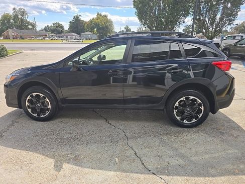 Used 2021 Subaru Crosstrek 2.0i Premium w/ Moonroof Package image 14