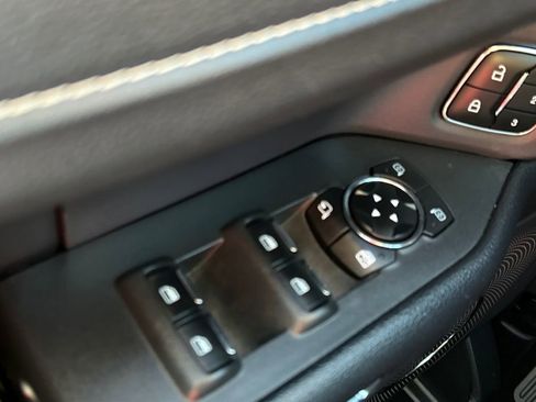 Used 2023 Ford Expedition XLT image 34