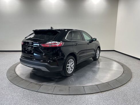 Certified 2024 Ford Edge SEL w/ Convenience Package AWD/4WD image 7
