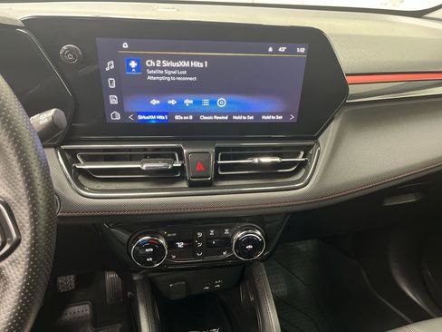 Certified 2025 Chevrolet TrailBlazer RS w/ Convenience Package image 17