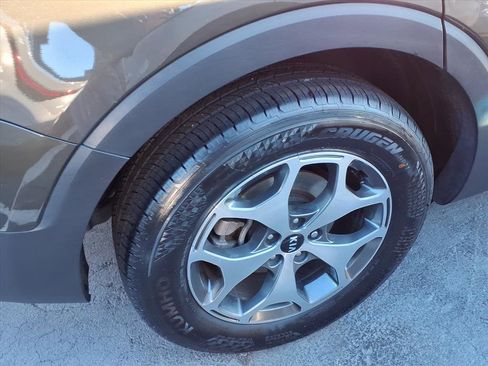 Used 2021 Kia Telluride EX image 29