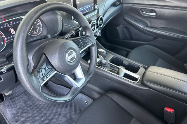 Certified 2024 Nissan Sentra SV FWD image 10