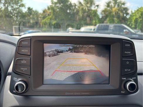 Used 2020 Hyundai Kona SEL AWD/4WD image 25