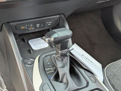 New 2025 Kia K4 GT-Line image 28