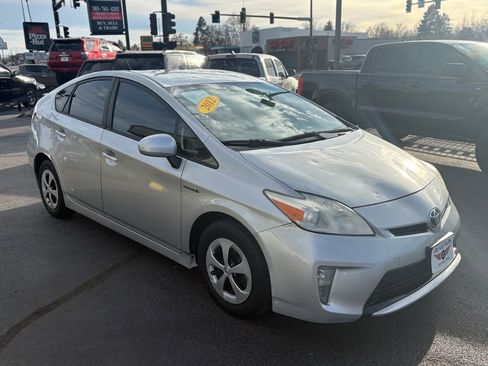 Used 2012 Toyota Prius Two w/ Protection Pkg FWD image 9