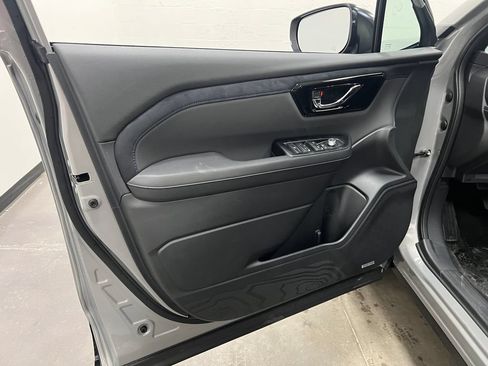 New 2026 Subaru Forester Touring AWD/4WD image 10