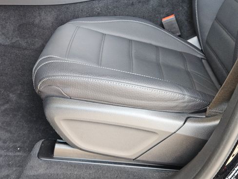 Used 2026 Mercedes-Benz GLS 450 4MATIC image 21