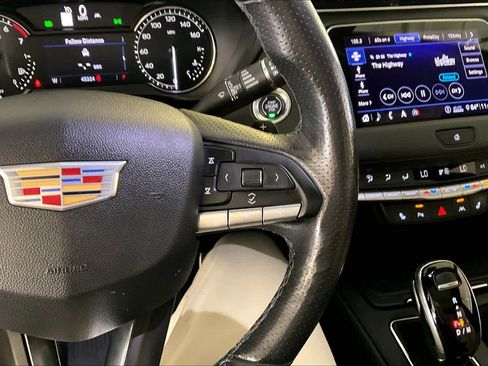 Used 2020 Cadillac XT4 Sport w/ Cold Weather Package FWD image 23
