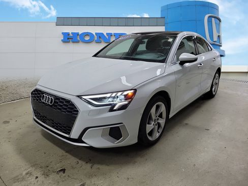 Used 2023 Audi A3 2.0T Premium FWD image 2
