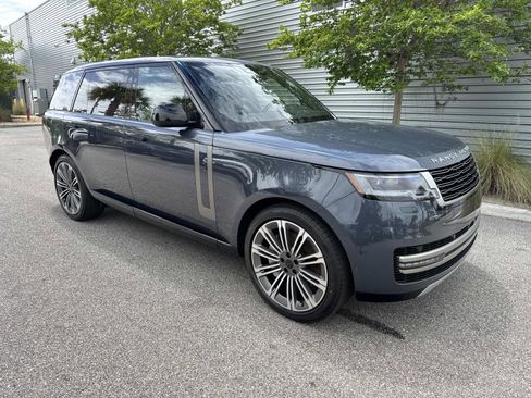 New 2026 Land Rover Range Rover Long Wheelbase SE AWD/4WD image 4
