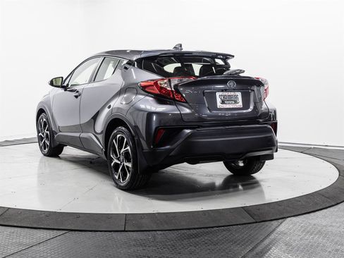 Certified 2020 Toyota C-HR XLE image 8