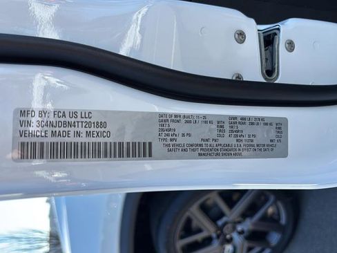 New 2026 Jeep Compass Latitude image 43