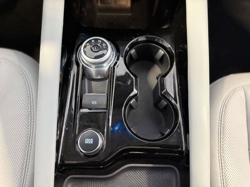 Certified 2025 Ford Explorer Platinum w/ Ultimate Package image 23