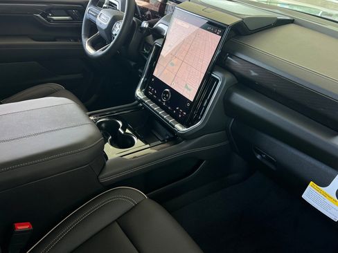 New 2026 GMC Yukon Elevation AWD/4WD image 16