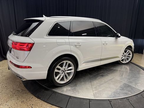 Used 2018 Audi Q7 3.0T Prestige w/ Prestige Package image 10
