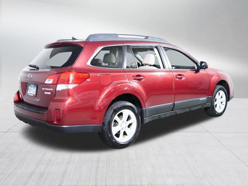 Used 2014 Subaru Outback 2.5i Premium image 7
