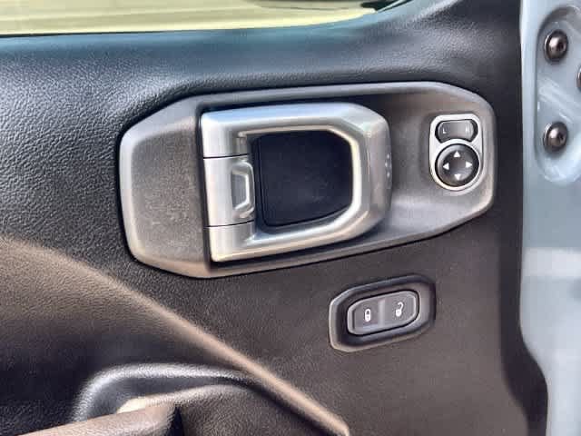Used 2024 Jeep Wrangler Unlimited Sport AWD/4WD image 30