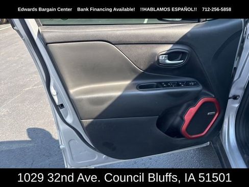 Used 2021 Jeep Renegade Trailhawk w/ Sun & Sound Group image 16