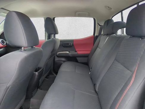 Used 2022 Toyota Tacoma SR5 image 19