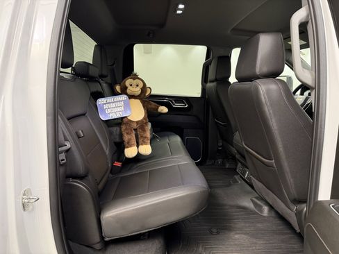 Used 2024 Chevrolet Silverado 2500 LTZ image 32