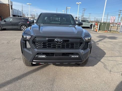 New 2026 Toyota Tacoma TRD Off-Road AWD/4WD image 8