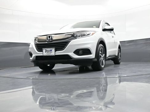 Used 2021 Honda HR-V EX-L image 25