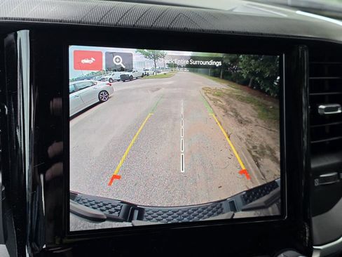 New 2026 RAM 1500 Express AWD/4WD image 12