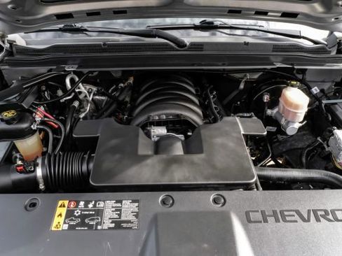 Used 2019 Chevrolet Suburban LT AWD/4WD image 61
