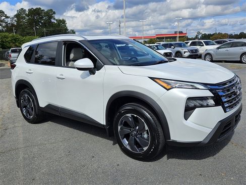 New 2026 Nissan Rogue SV w/ SV Premium Package image 15