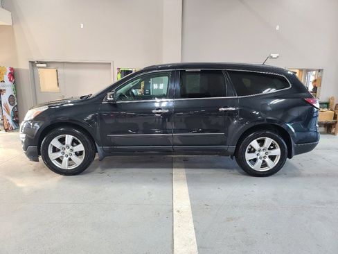 Used 2014 Chevrolet Traverse LTZ image 1