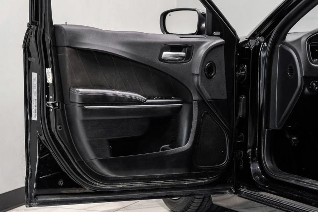 Used 2018 Dodge Charger R/T RWD image 42
