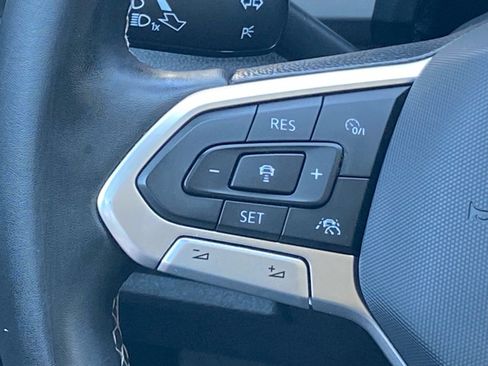 Certified 2023 Volkswagen Atlas SEL AWD/4WD image 6