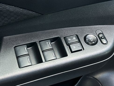 Used 2015 Honda CR-V EX image 12