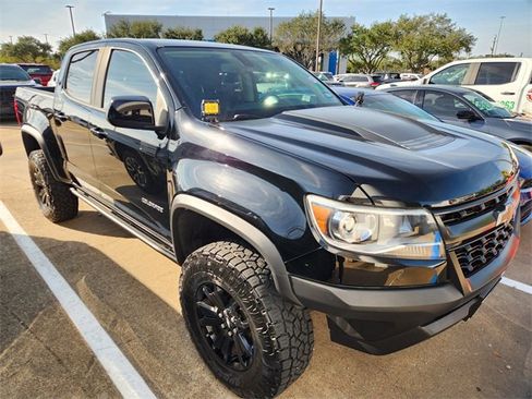 Used 2018 Chevrolet Colorado ZR2 w/ ZR2 Midnight Special Edition image 1
