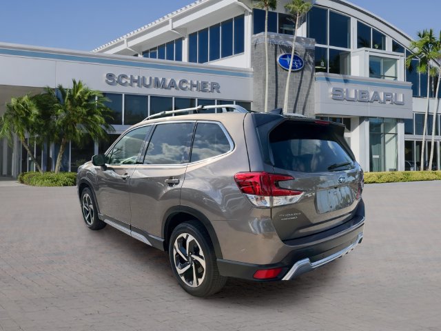 Used 2024 Subaru Forester Touring AWD/4WD image 5