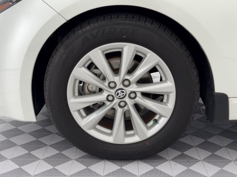 Used 2023 Toyota Corolla SE FWD image 13