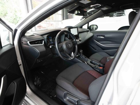 Used 2024 Toyota Corolla SE FWD image 8