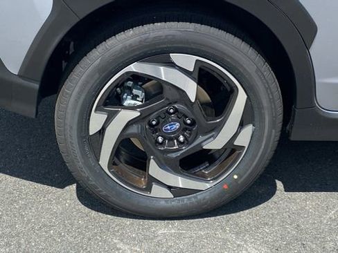 New 2026 Subaru Crosstrek 2.5i Limited AWD/4WD image 9