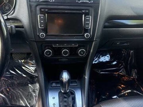 Used 2013 Volkswagen Jetta SE FWD image 15