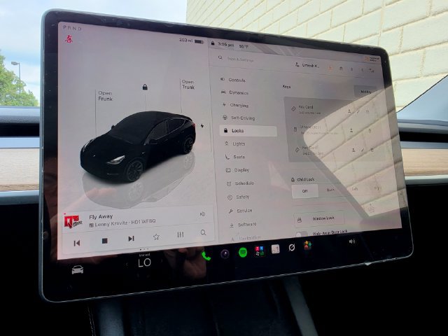 Used 2023 Tesla Model Y Long Range AWD/4WD image 41