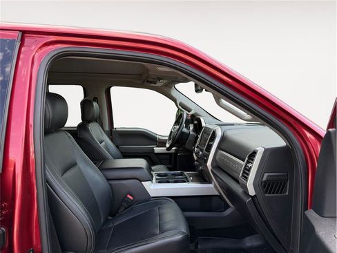 Used 2019 Ford F250 Lariat w/ Lariat Ultimate Package image 15