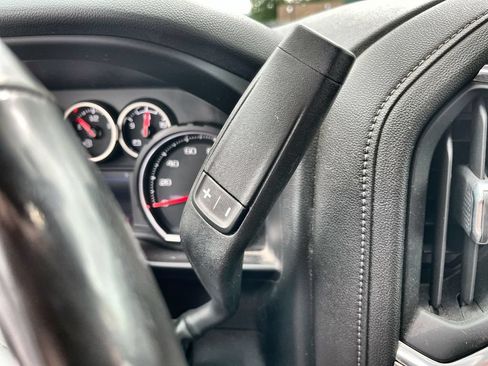 Used 2020 Chevrolet Silverado 2500 LT w/ Convenience Package AWD/4WD image 15